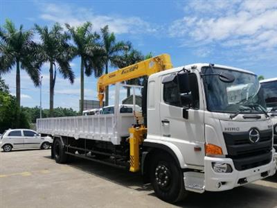 Xe 2 chân Hino FG gắn cẩu 5 tấ Soosan